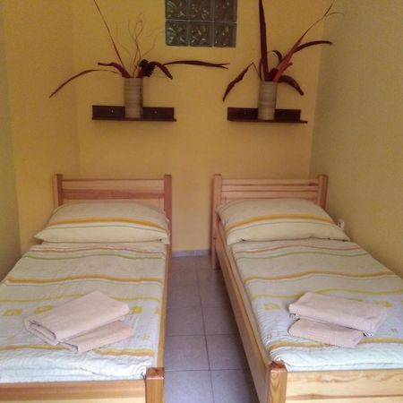 Guest House U Nahonu Chrudim Ngoại thất bức ảnh